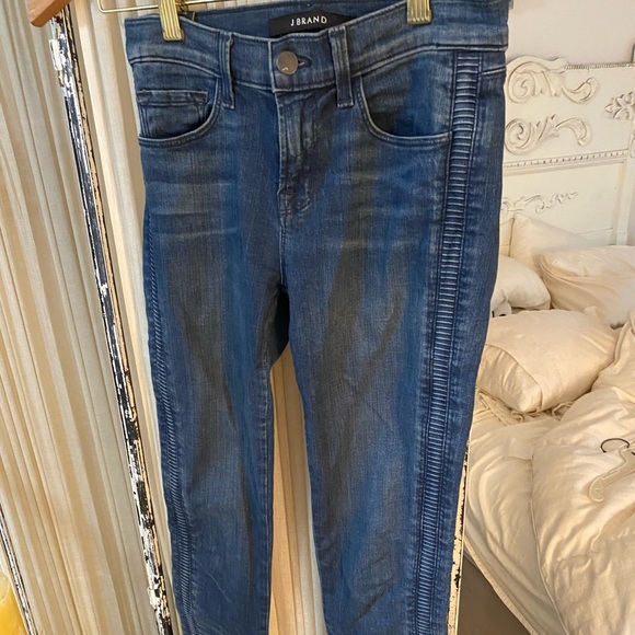 J Brand Skinny Jeans - Picture 6 of 7